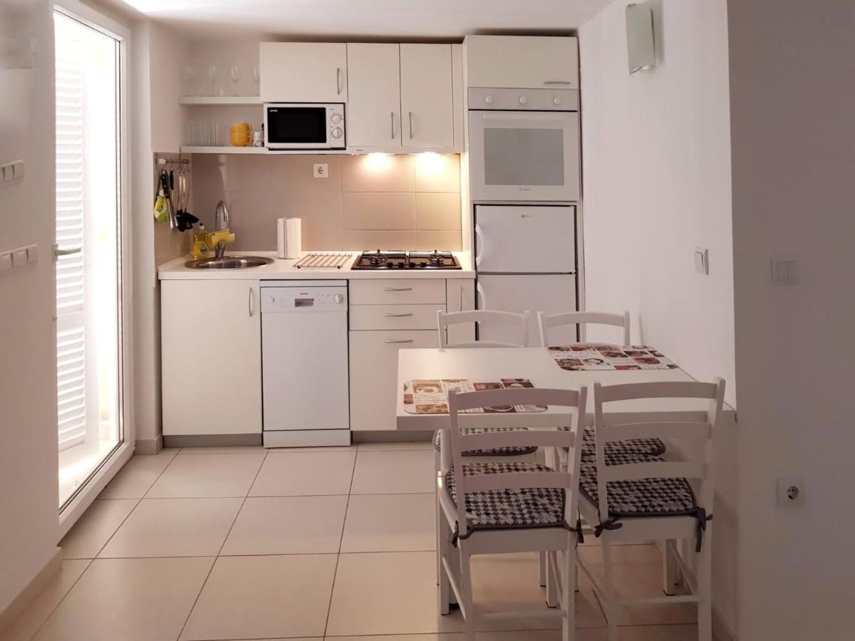 Apartmani Vrancic Mandre Exterior photo